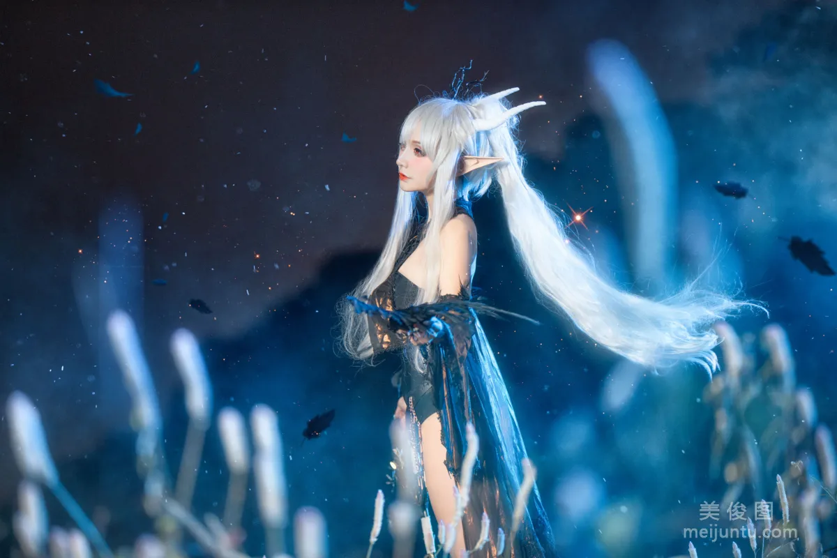 [Internet Celebrity COSER Photos] Xianjiu Airi, Silent Midnight Shining Spirit photo 14