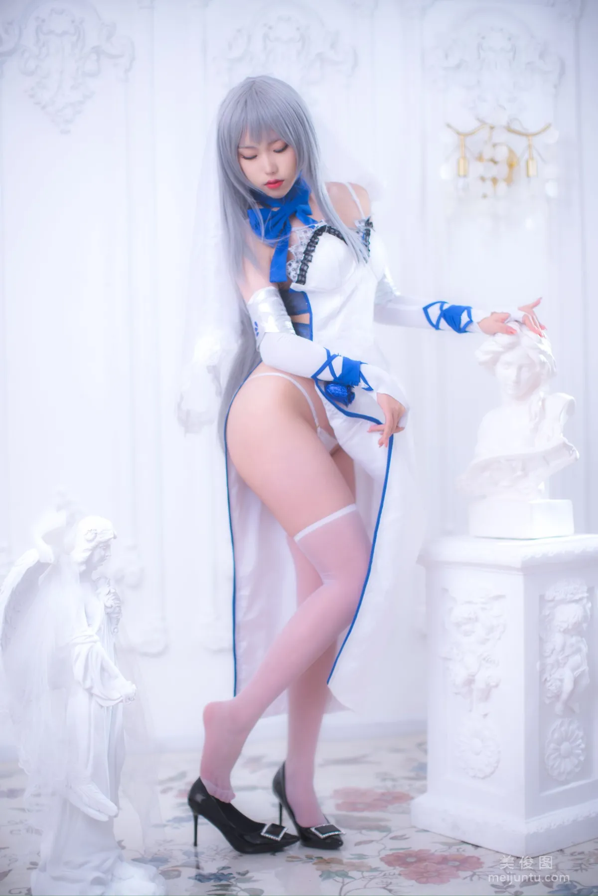 Yibei Yibei: Web Idols photo 10