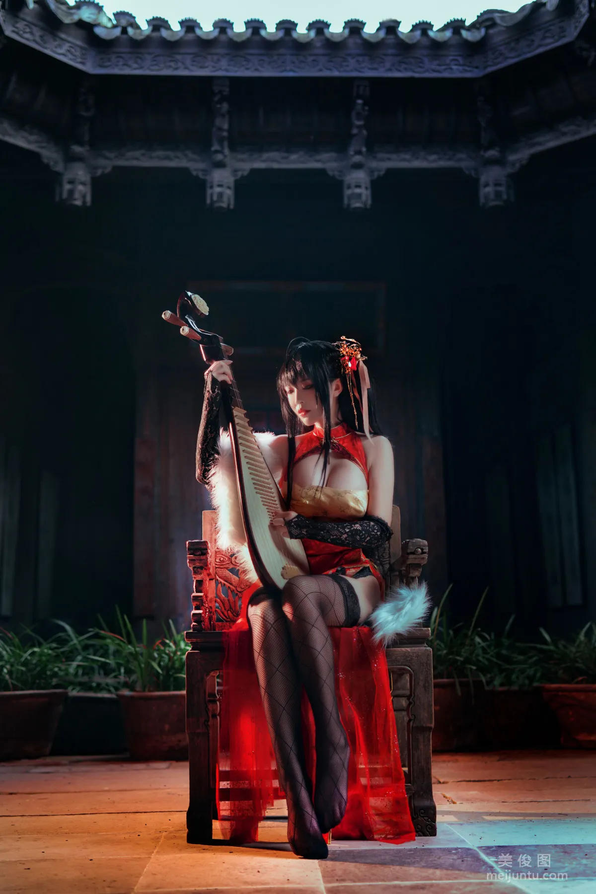Ban Banzi: Web Idols photo 2