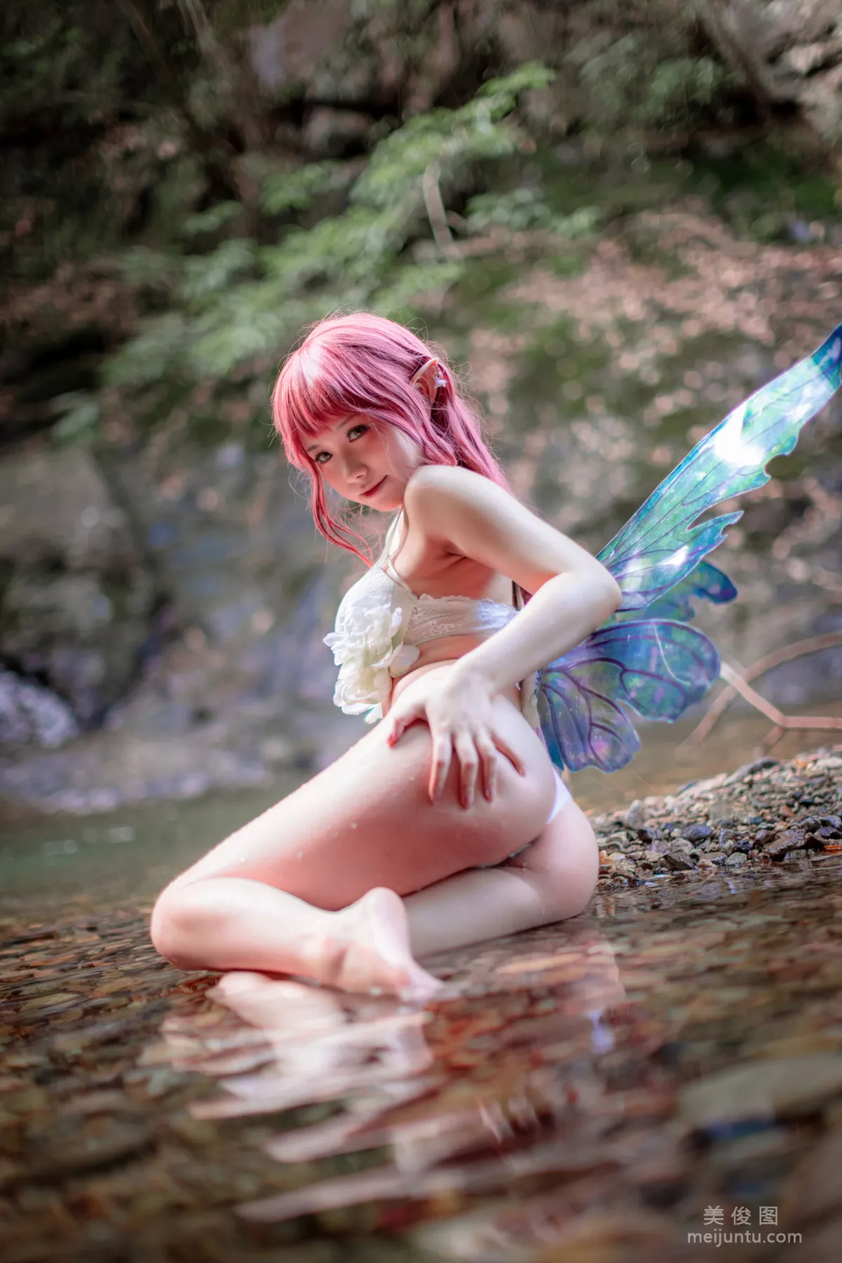 Yibei Yibei: Web Idols photo 21