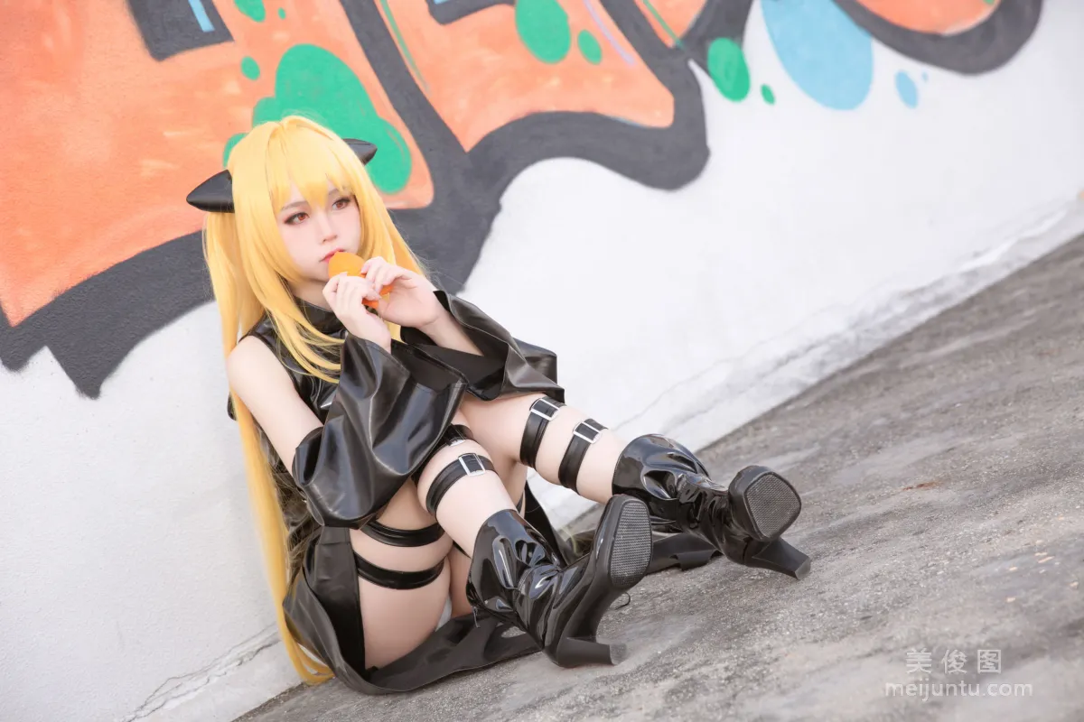 [Web Idol Coser Photos] Anime Blogger G44 Buhui Shoushang - Little Darkness Casual Clothes photo 4