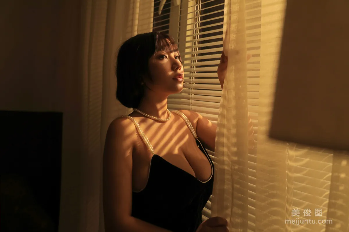 Muling Mu0: Web Idols photo 1