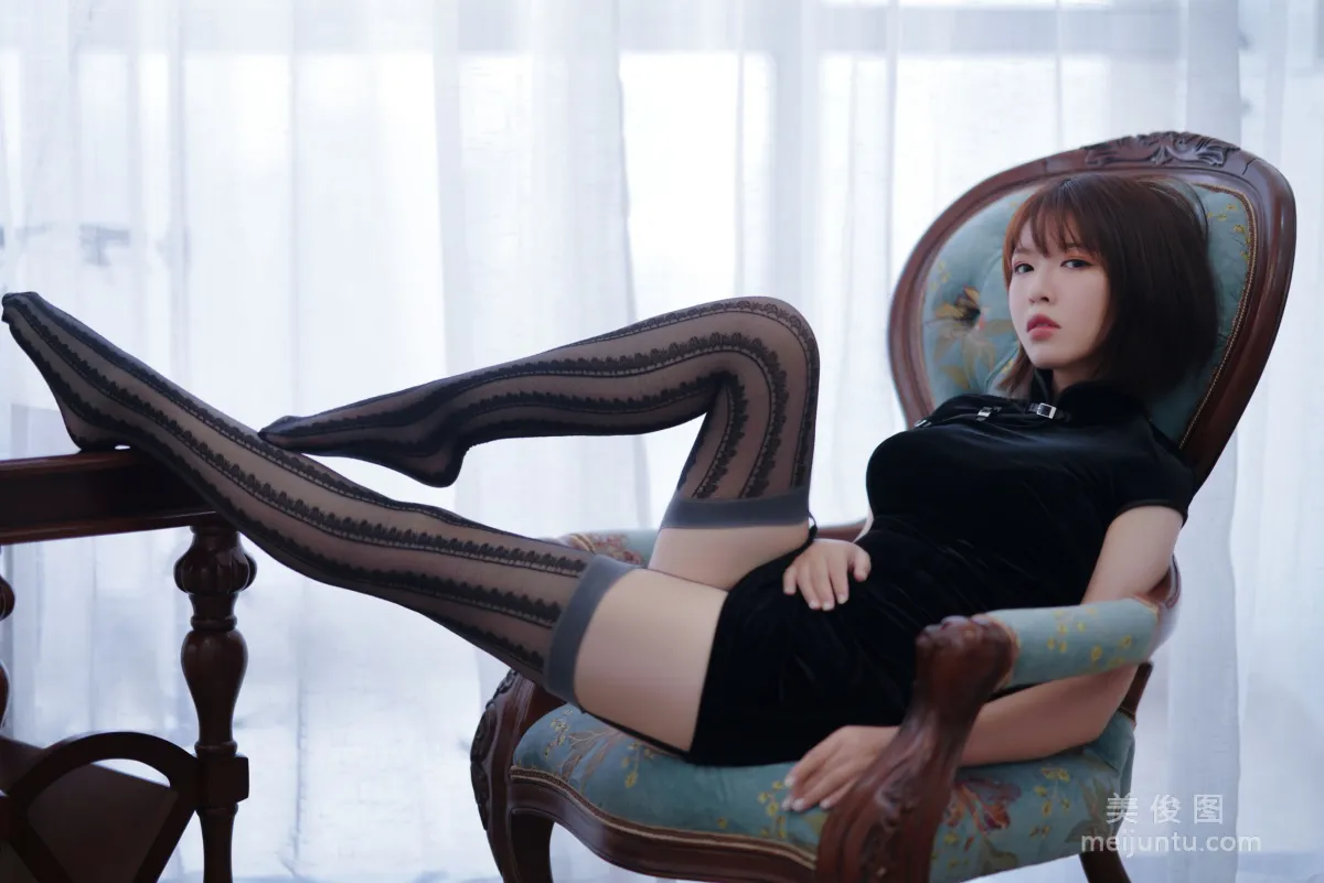 Ban Banzi: Web Idols photo 13