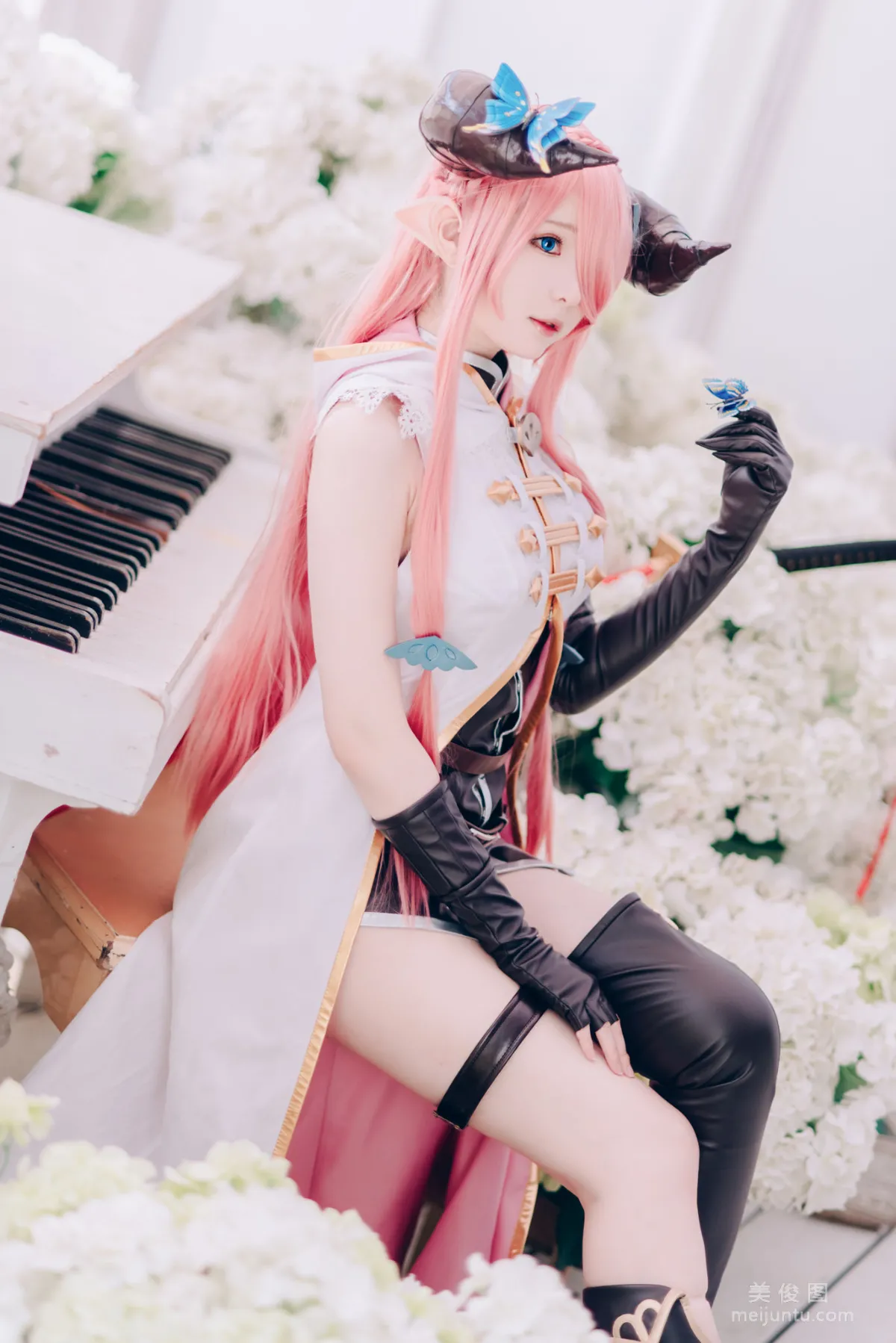 Shuangyue shimo: Web Idols photo 50