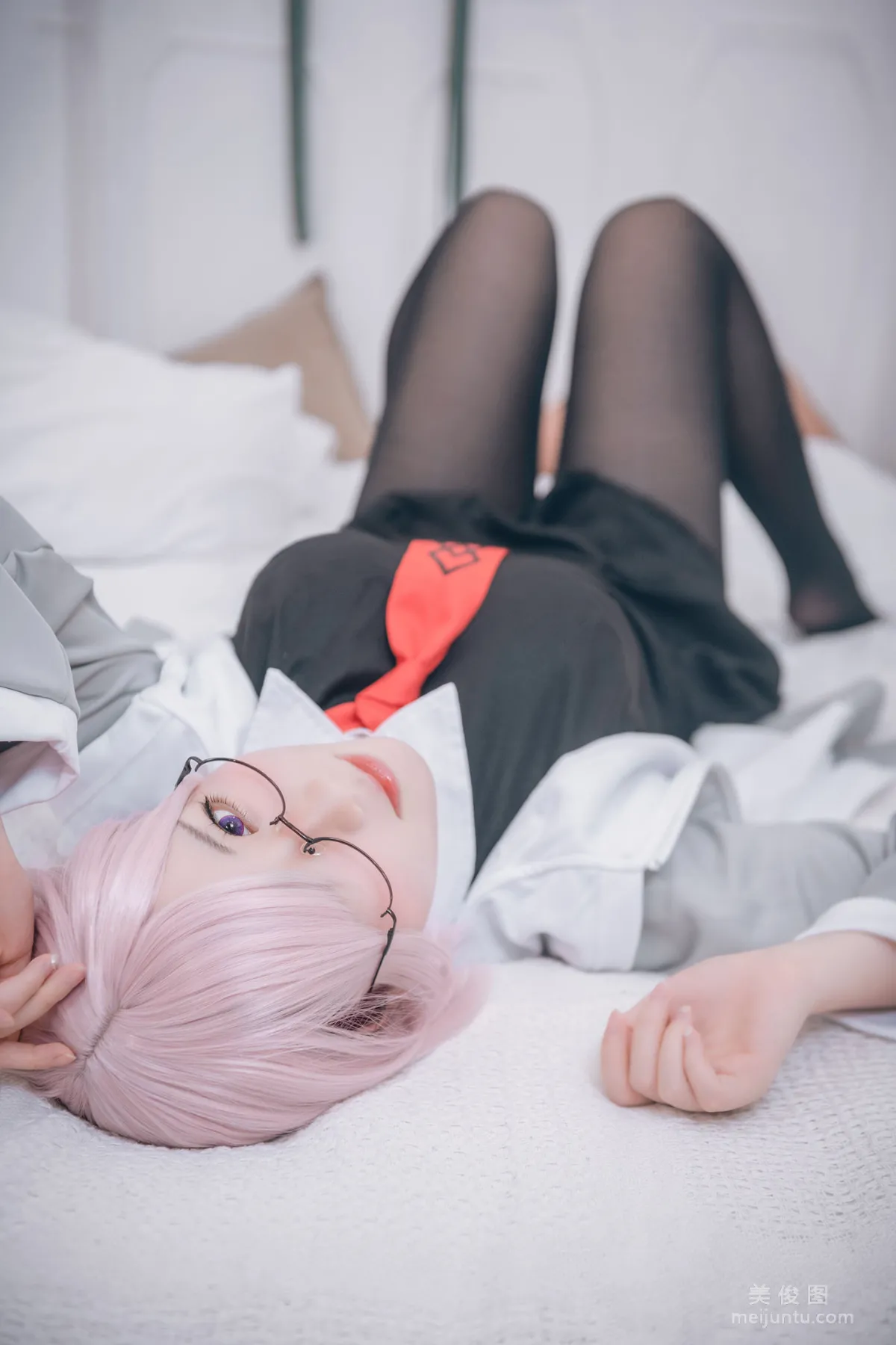 [网红COSER] 微肉感萌妹是本末末 - 玛修常服＆猫咪下着7