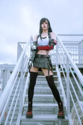 [網紅COSER] 日本性感蘿莉Byoru - Tifa  寫真套圖
