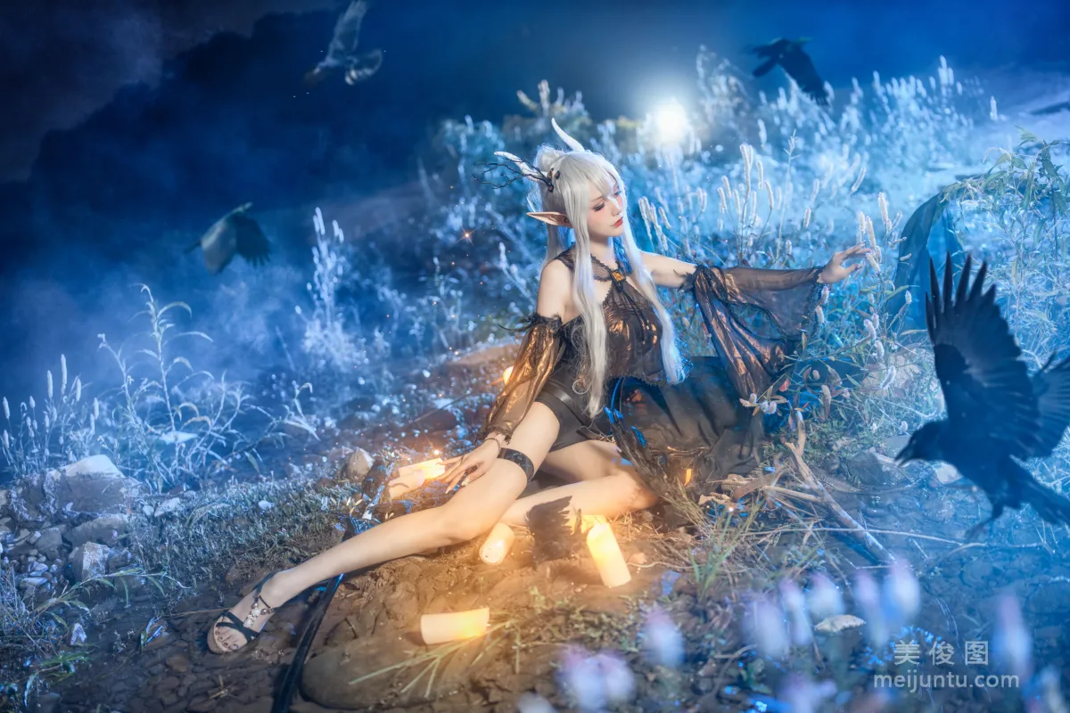 [Internet Celebrity COSER Photos] Xianjiu Airi, Silent Midnight Shining Spirit photo 8
