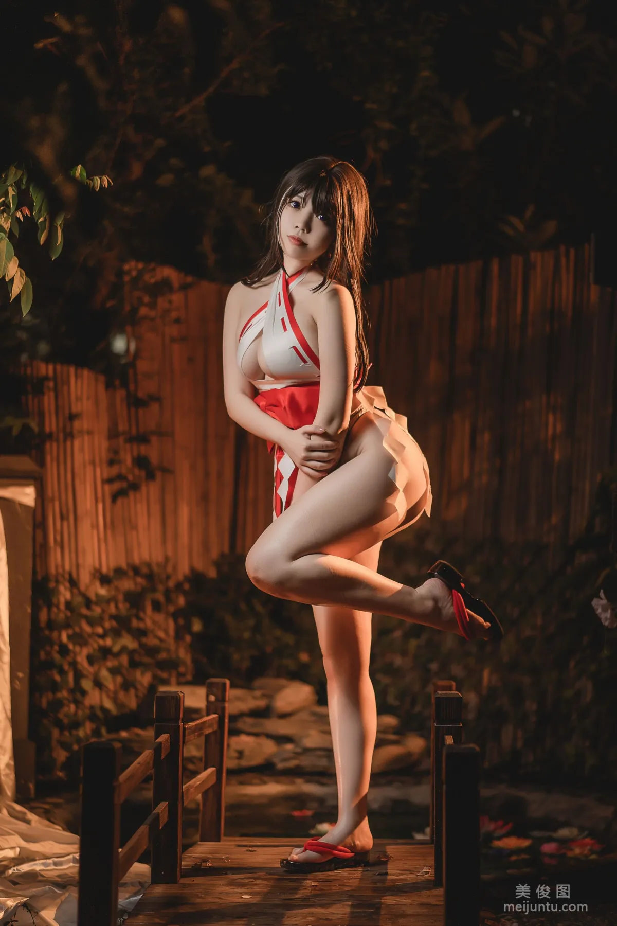 [Web Idols] Ariri Ganlory - Rope and Shrine Maiden photo 33