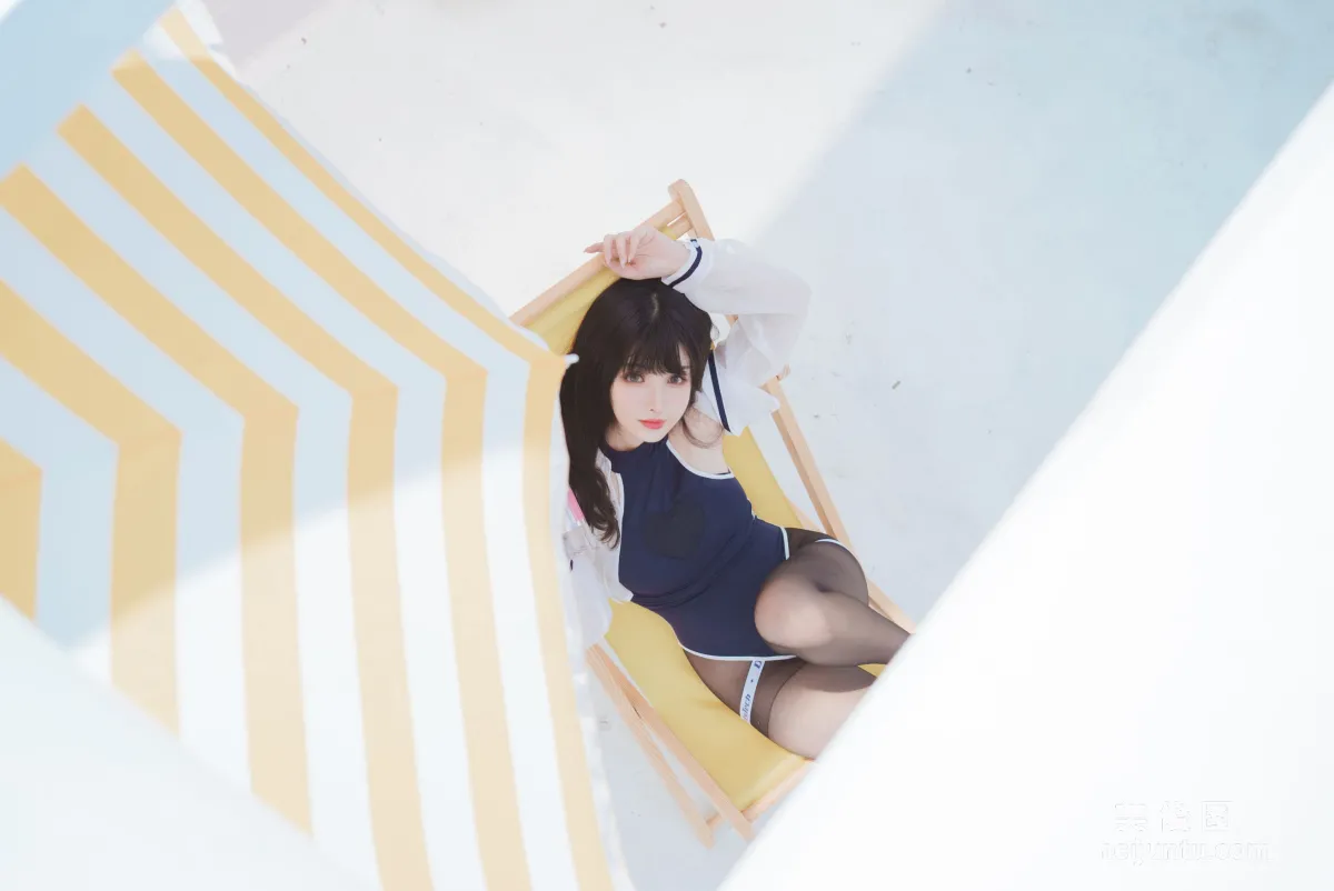 [Web Idol COSER] rioko Liang Liangzi - Rooftop Swim Race photo 5