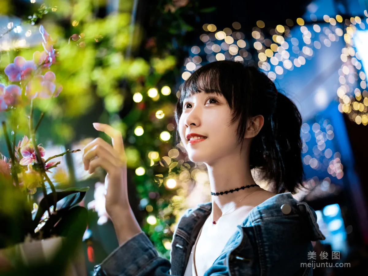 [Web Idols COSER] Young Lady Mu Mianmian OwO - Urban Night Love Photo Set photo 21