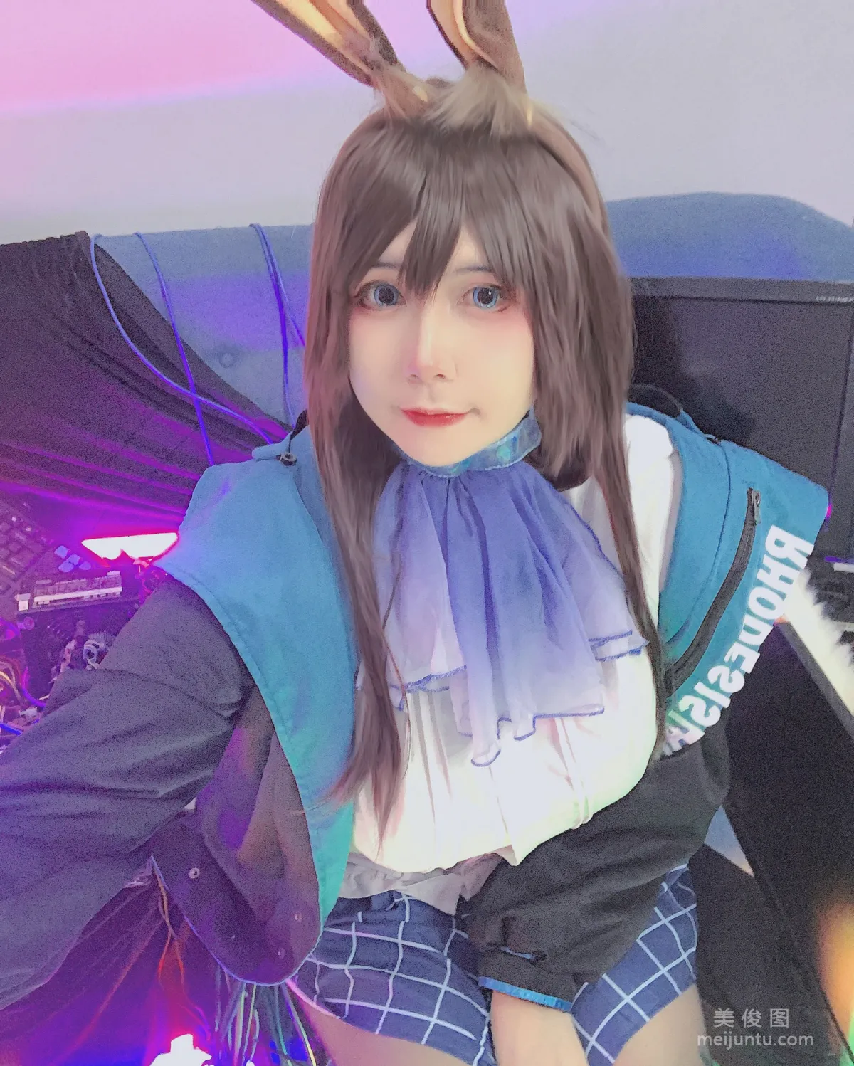[Web Idol COSER] Uy Uy, Amiya (Arknights), Photo Set photo 47