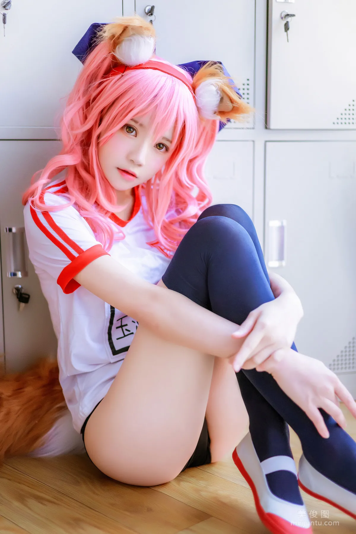 Ying Taomiao: Web Idols photo 13