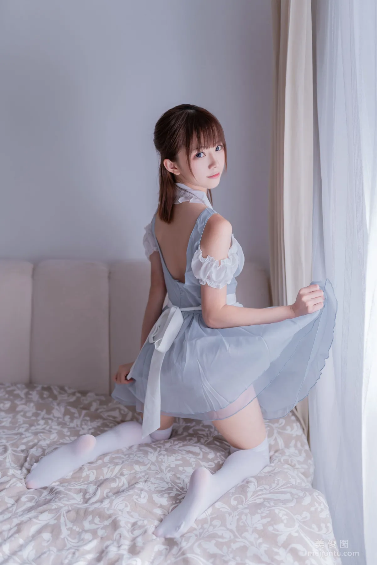 Qi Tailang: Web Idols photo 6