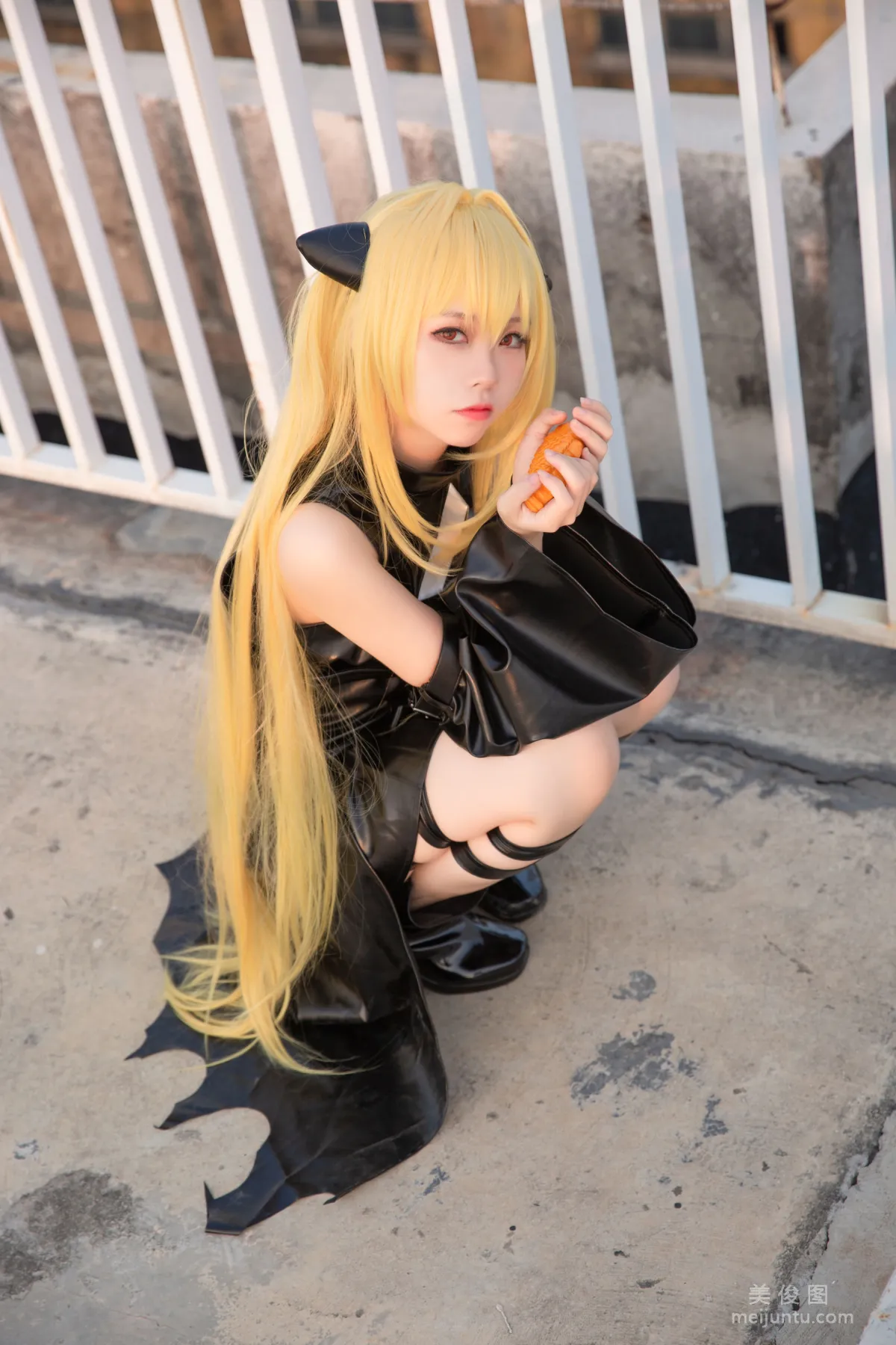 [Web Idol Coser Photos] Anime Blogger G44 Buhui Shoushang - Little Darkness Casual Clothes photo 18