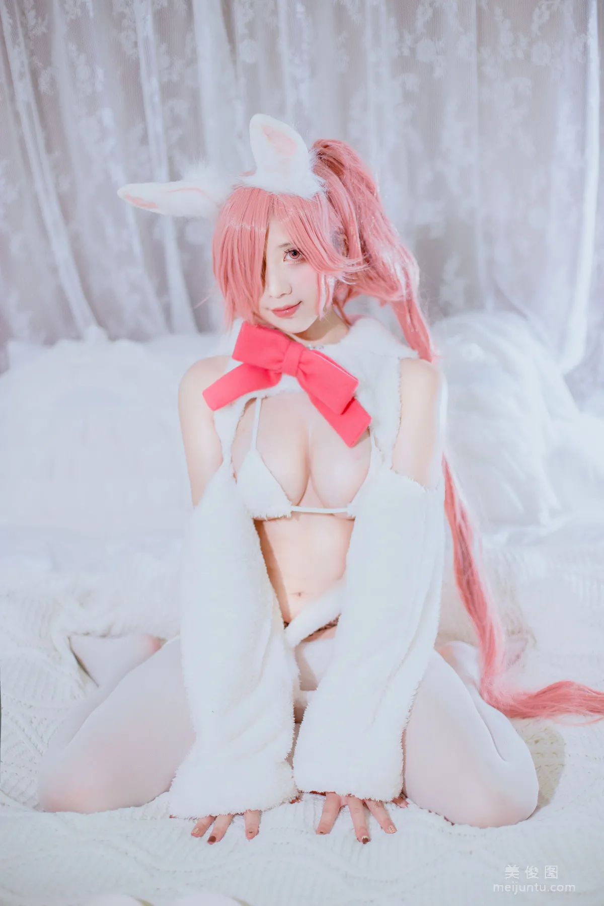Jiuqu Jean: Web Idols photo 14