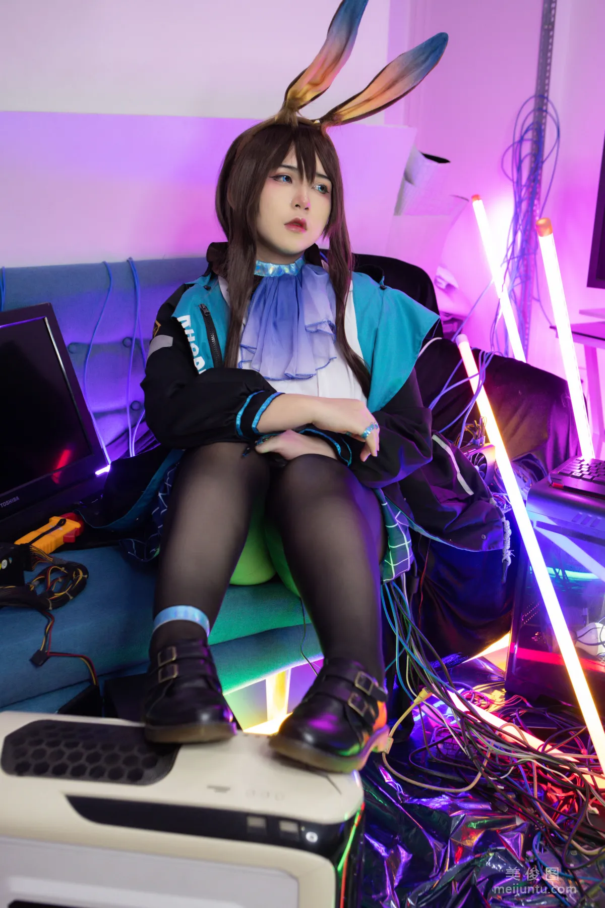 [Web Idol COSER] Uy Uy, Amiya (Arknights), Photo Set photo 11