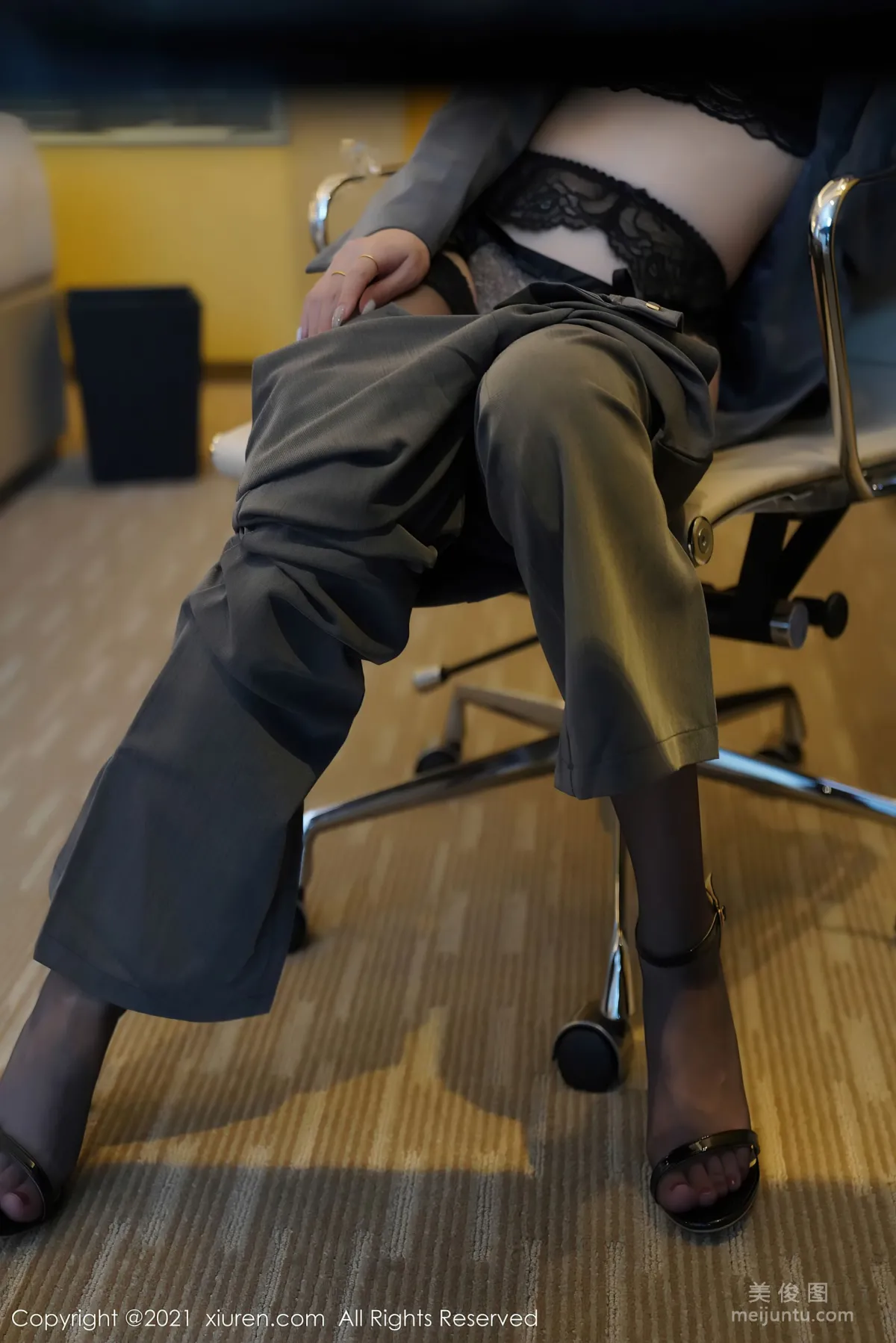 [秀人XIUREN] No.3368 周慕汐baby - 經典職場職業OL制服 30