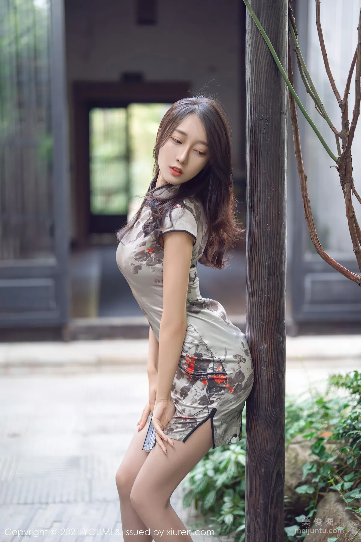 [YouMi] Vol.635 Yue Eryue - Classical Romantic Qipao photo 9