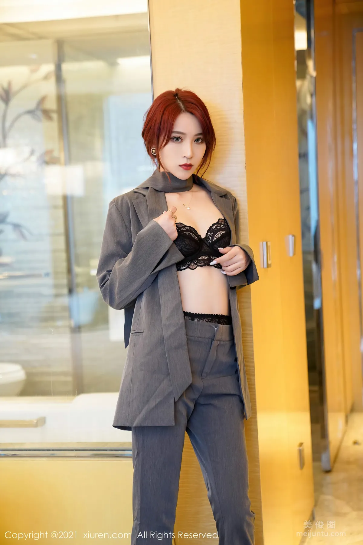 [秀人XIUREN] No.3368 周慕汐baby - 經典職場職業OL制服 13