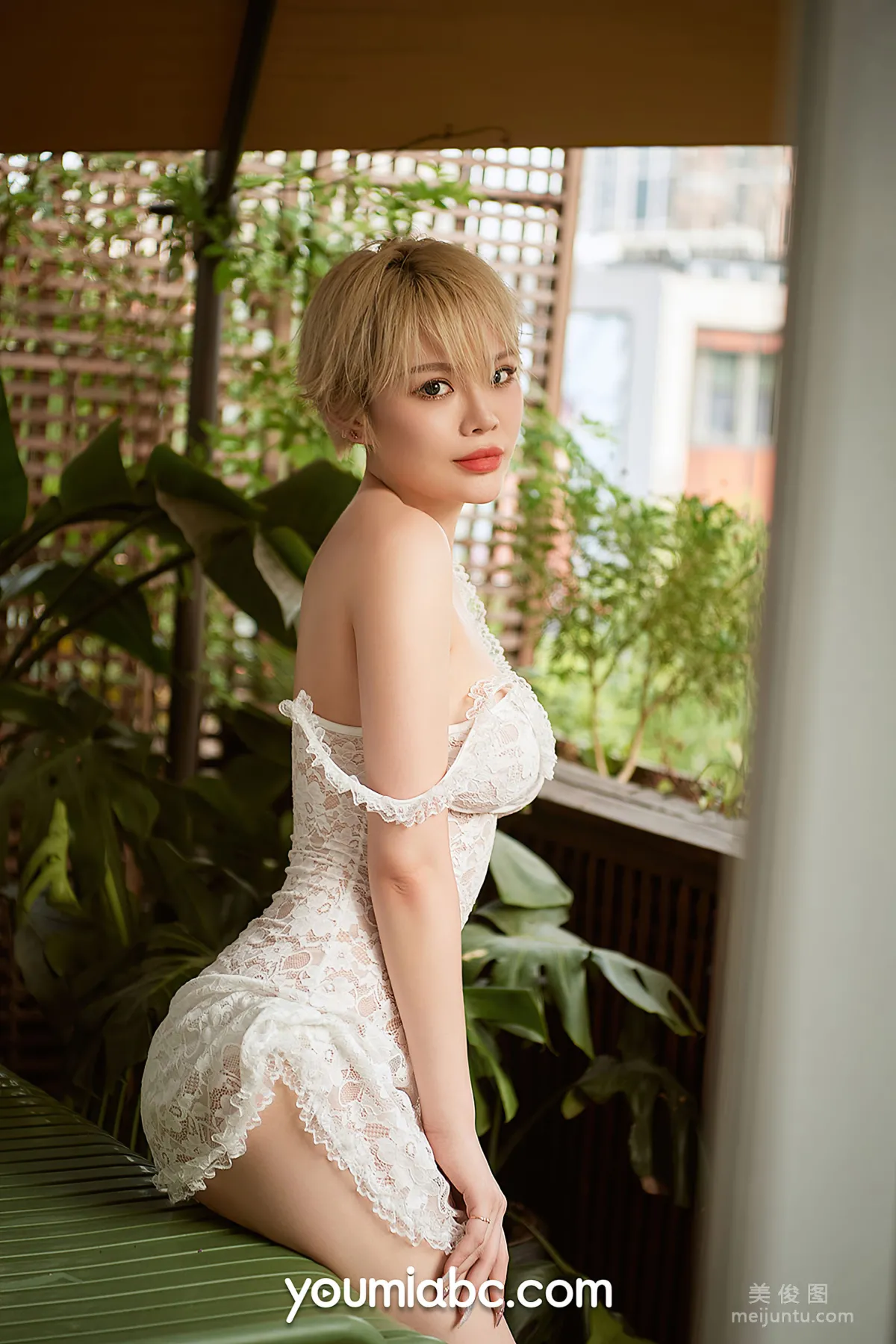 Heidi: YouMi photo 24