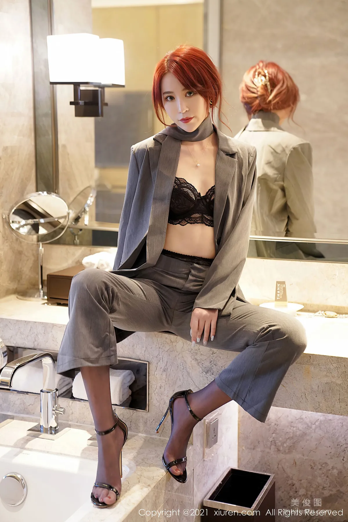 [秀人XIUREN] No.3368 周慕汐baby - 經典職場職業OL制服 11