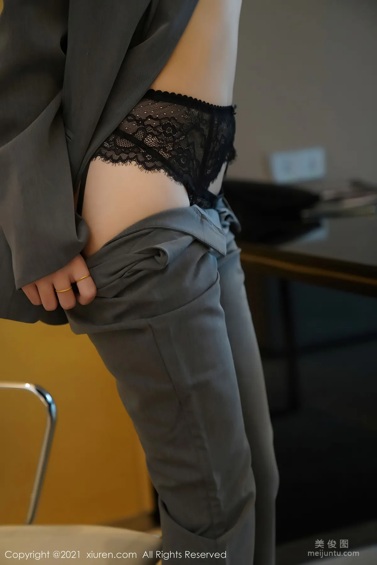 [秀人XIUREN] No.3368 周慕汐baby - 經典職場職業OL制服 20