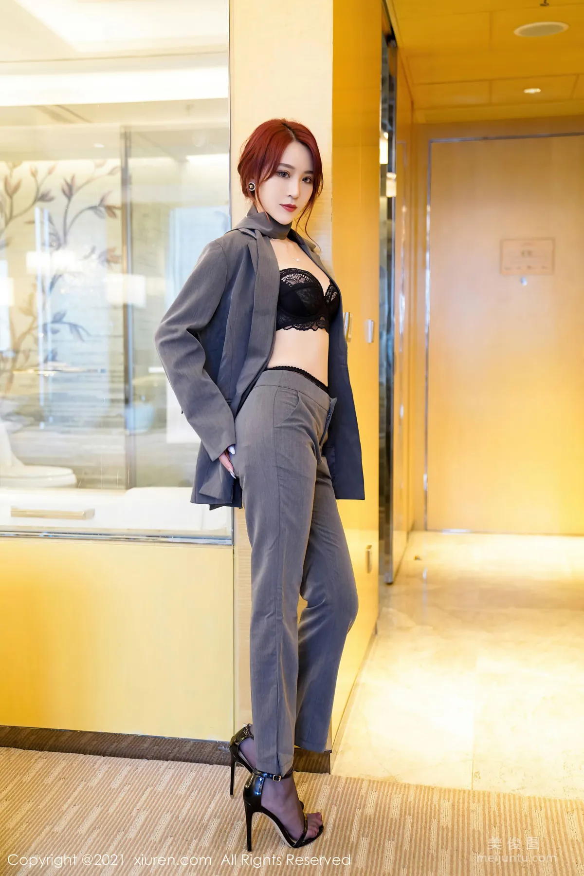 [秀人XIUREN] No.3368 周慕汐baby - 經典職場職業OL制服 14