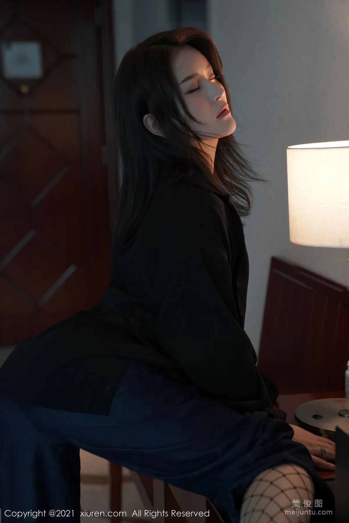[XiuRen] No.3376 Cui Can - Corset Outfit and Seductive Fishnet Stockings photo 16