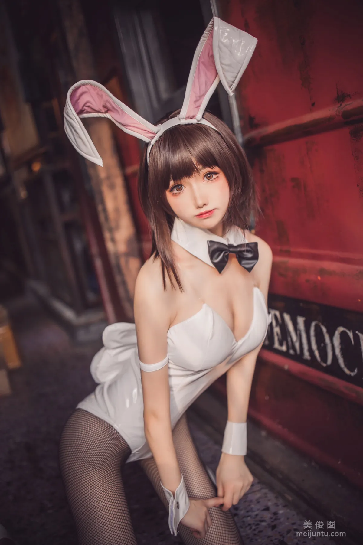 [Web Celebrity COSER Photos] Coser Yiyi - Megumi Kato Bunny Girl photo 15