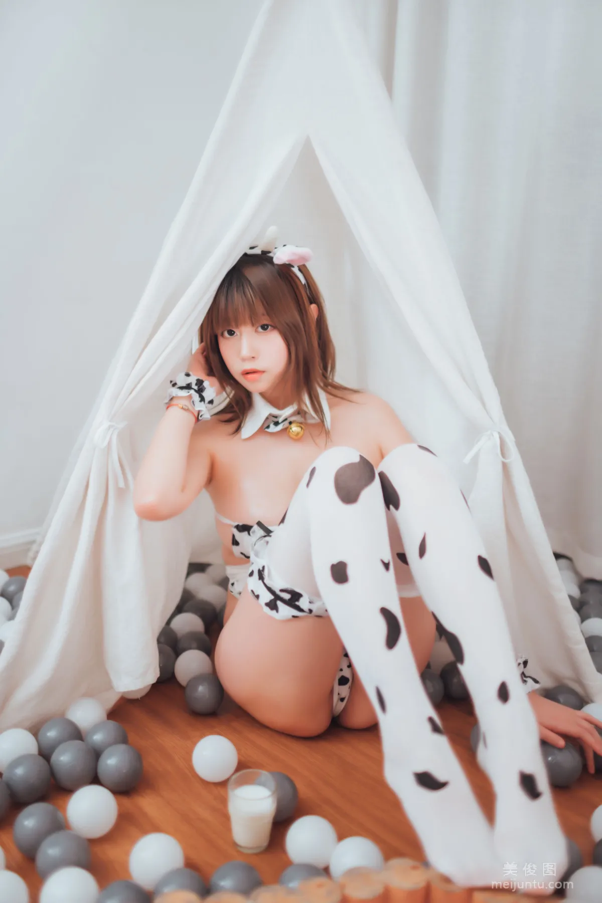 Nai Xijiang: Web Idols photo 3