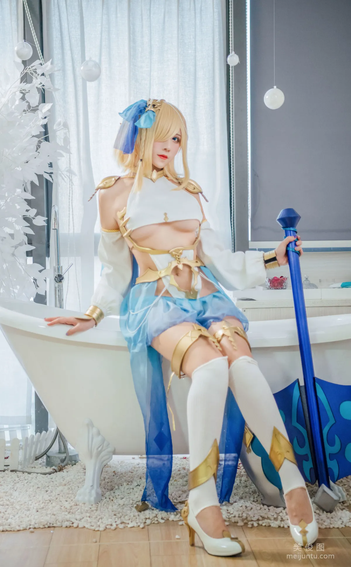 Jiuqu Jean: Web Idols photo 1