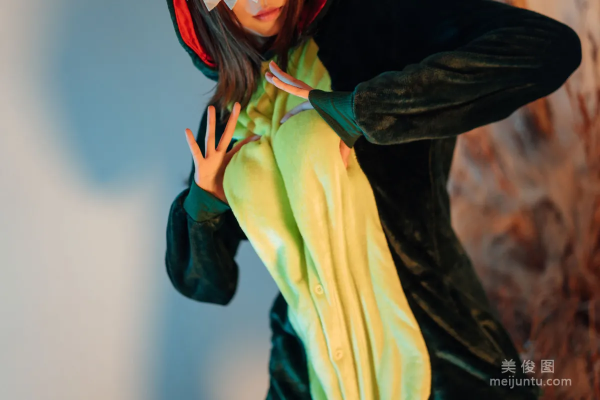 Nai Xijiang: Web Idols photo 5
