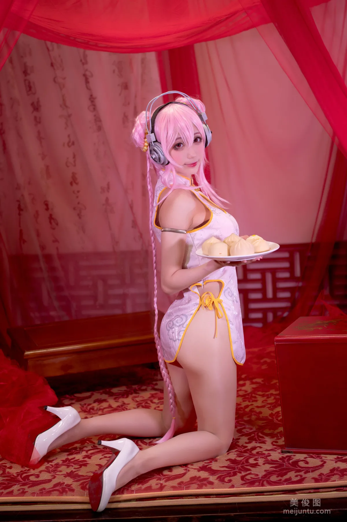 [Web Idols COSER Photos] Zhouji Shike Aitu Tu, Qipao Sonico Set photo 14