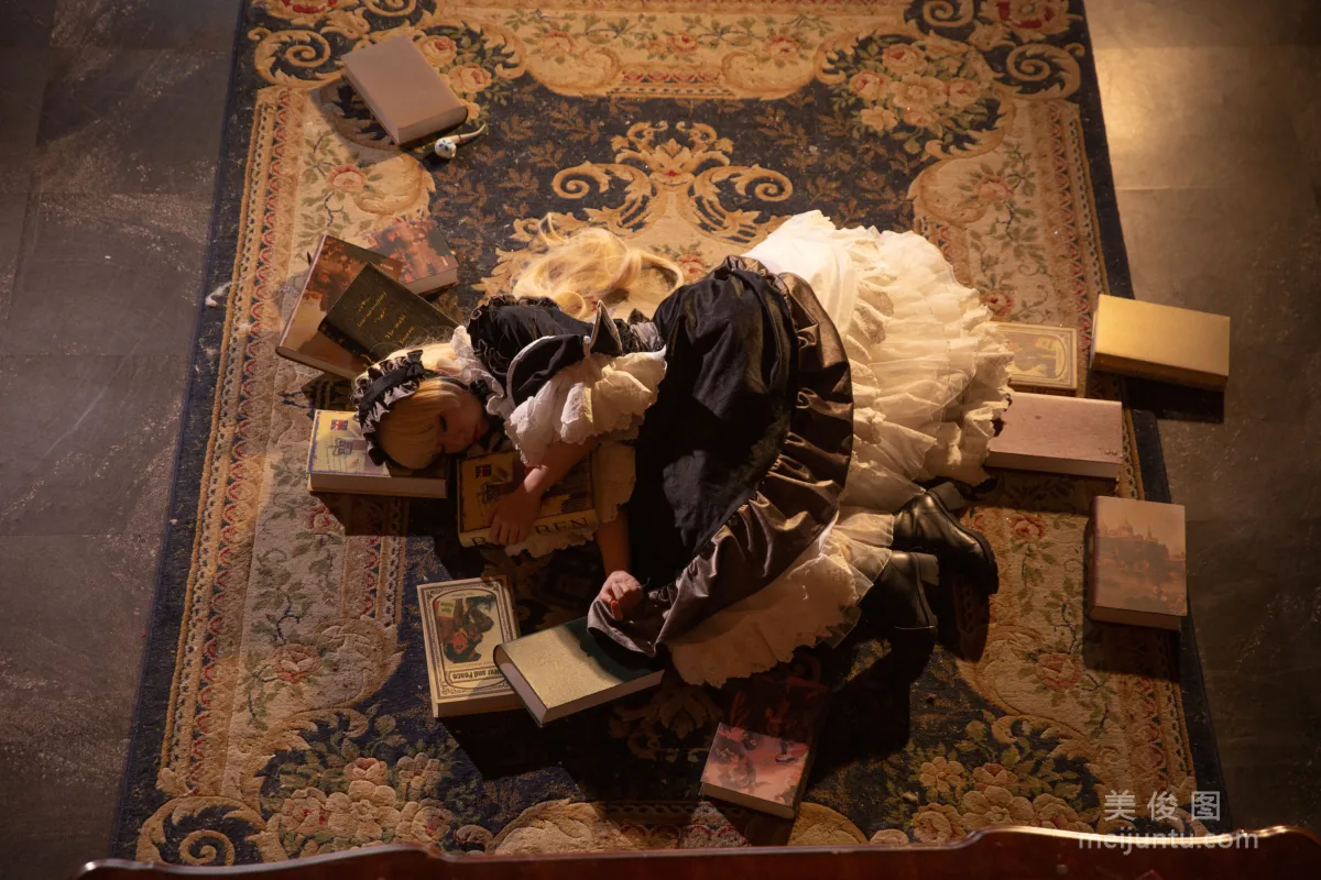 [Web Idol COSER Photo] Anime Blogger G44 Buhui Shoushang - gosick photo 17