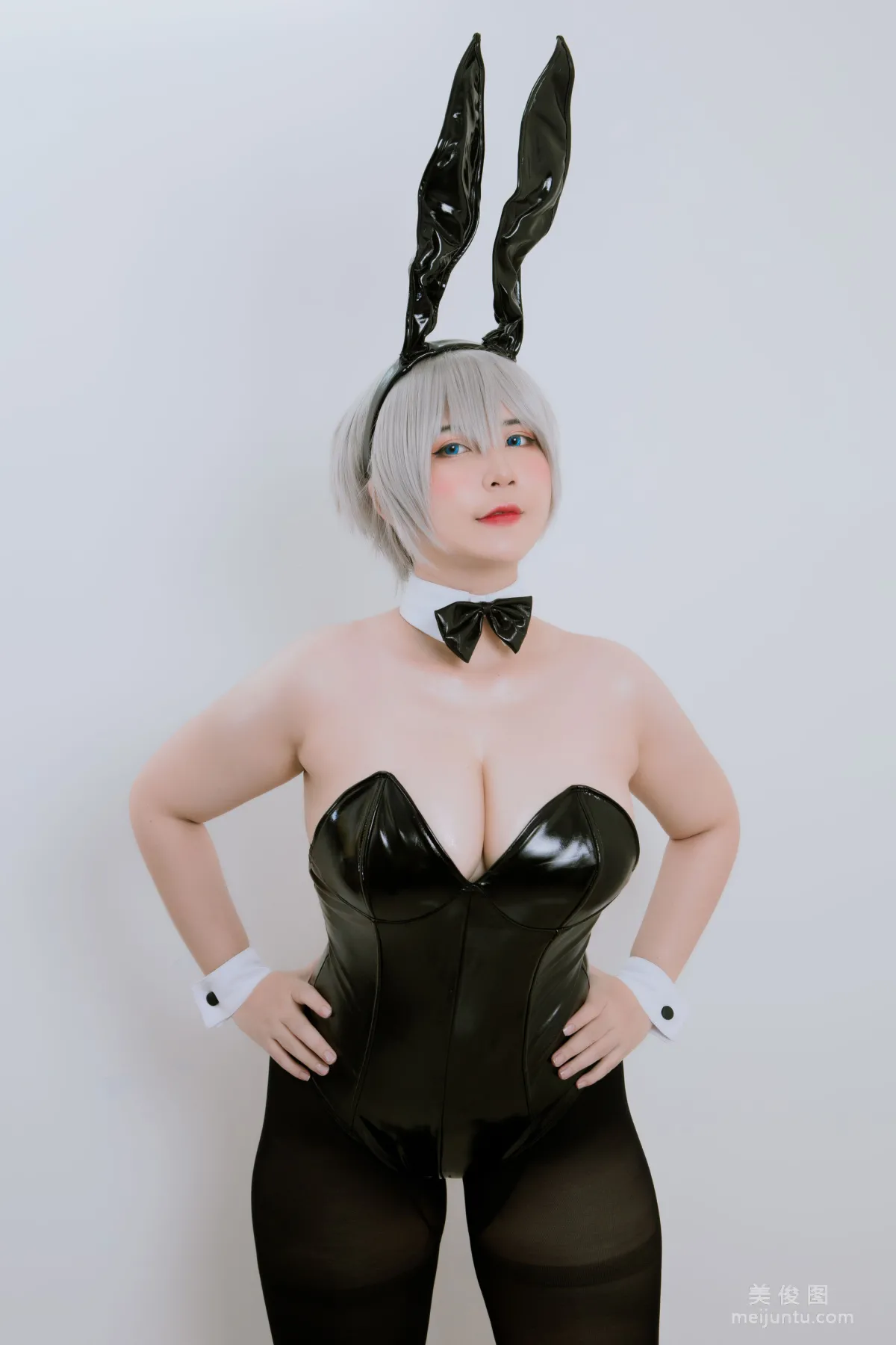 [Web Idols Coser Photo] Uy Uy - Uzaki Bunny Suit photo 1