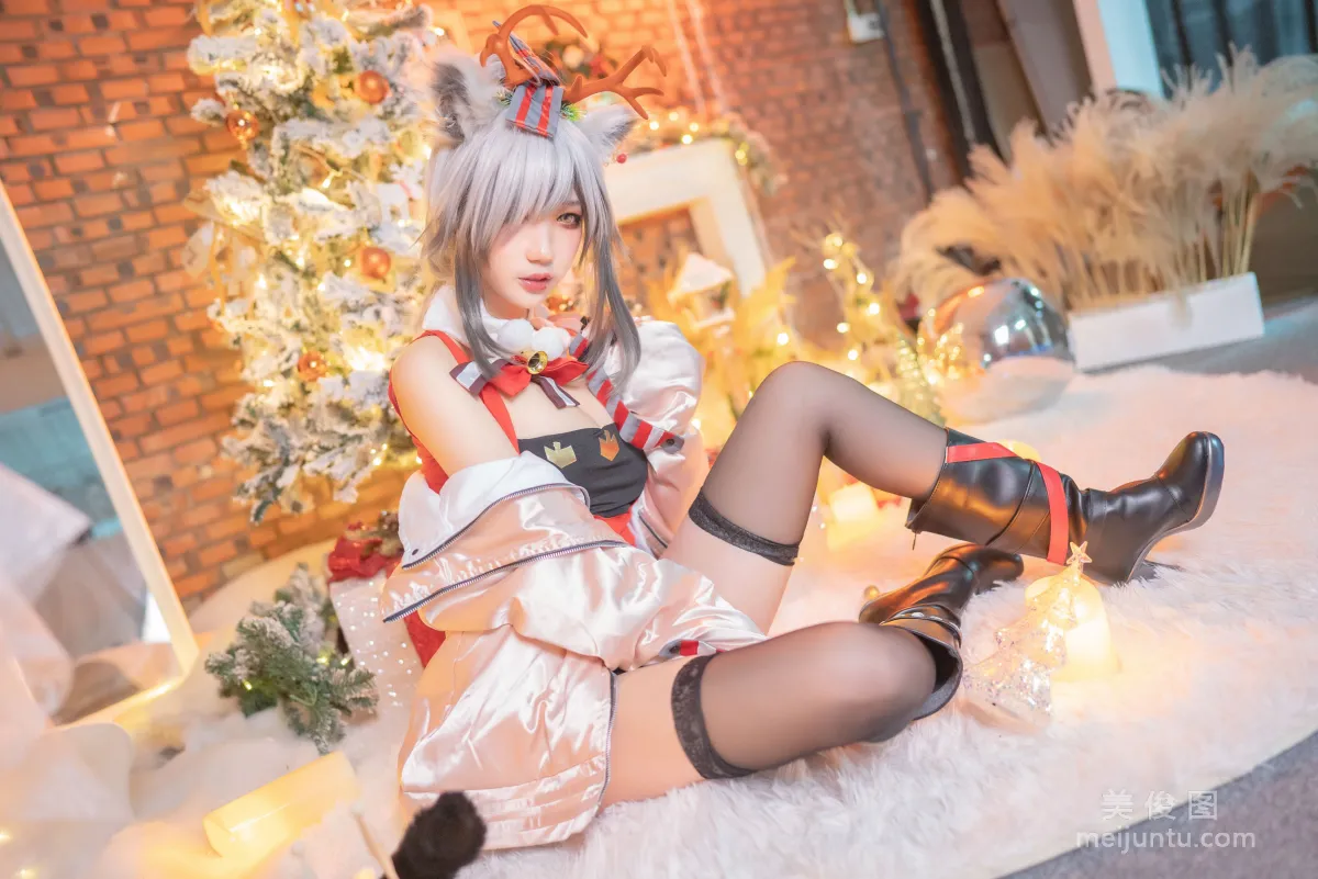 [Web Idols COSER Photos] Zhouji Shike Aitu Tu, Christmas Black Stockings Beast Ears photo 5