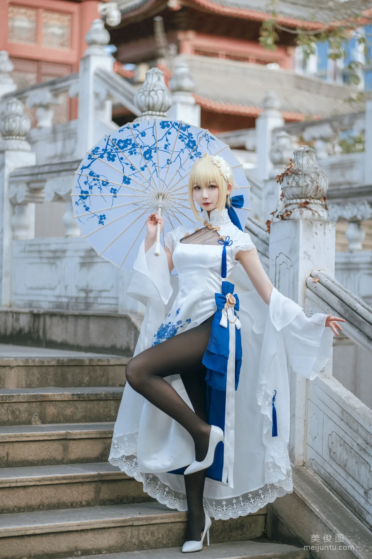 [Web Idols Coser Photos] Anime Blogger Fengjiangjiang v, saber qipao Set photo 7