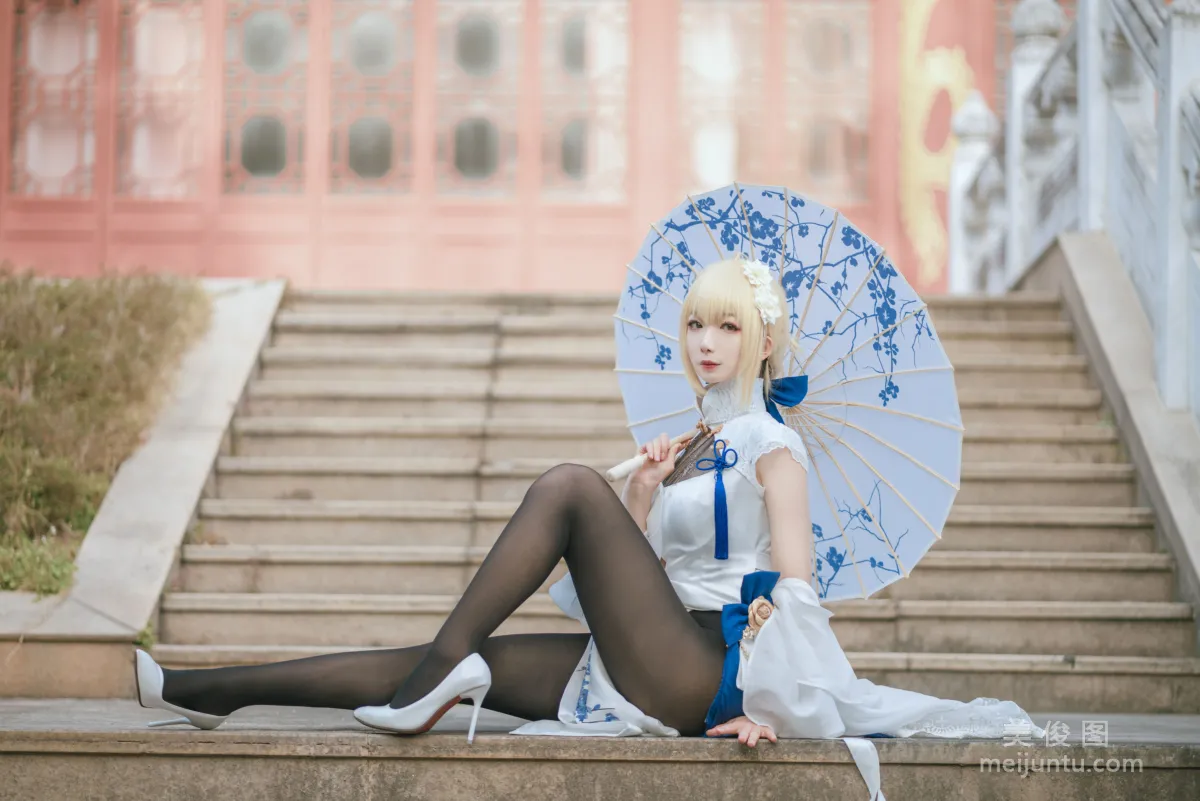 [Web Idols Coser Photos] Anime Blogger Fengjiangjiang v, saber qipao Set photo 25