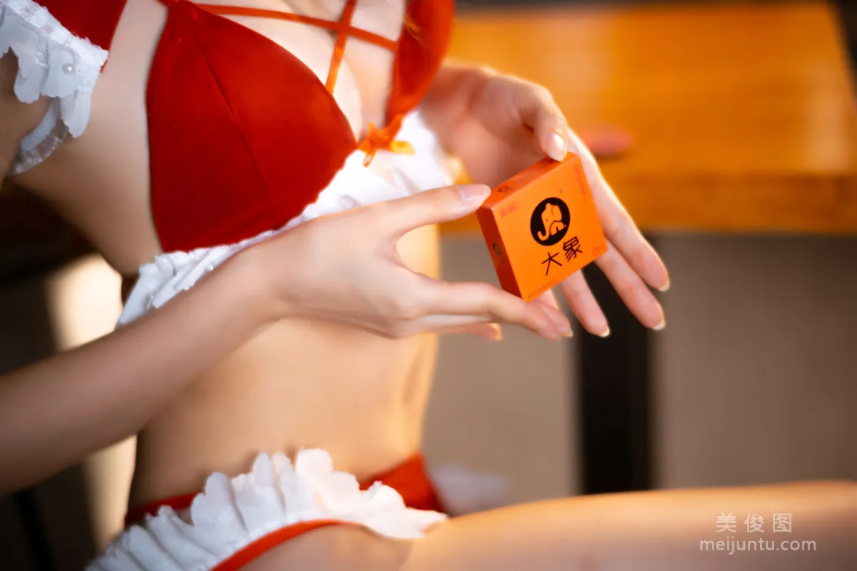 [Web Idols] Cosplay Blogger Ruanyi Fairy - Elephant Red Set photo 22