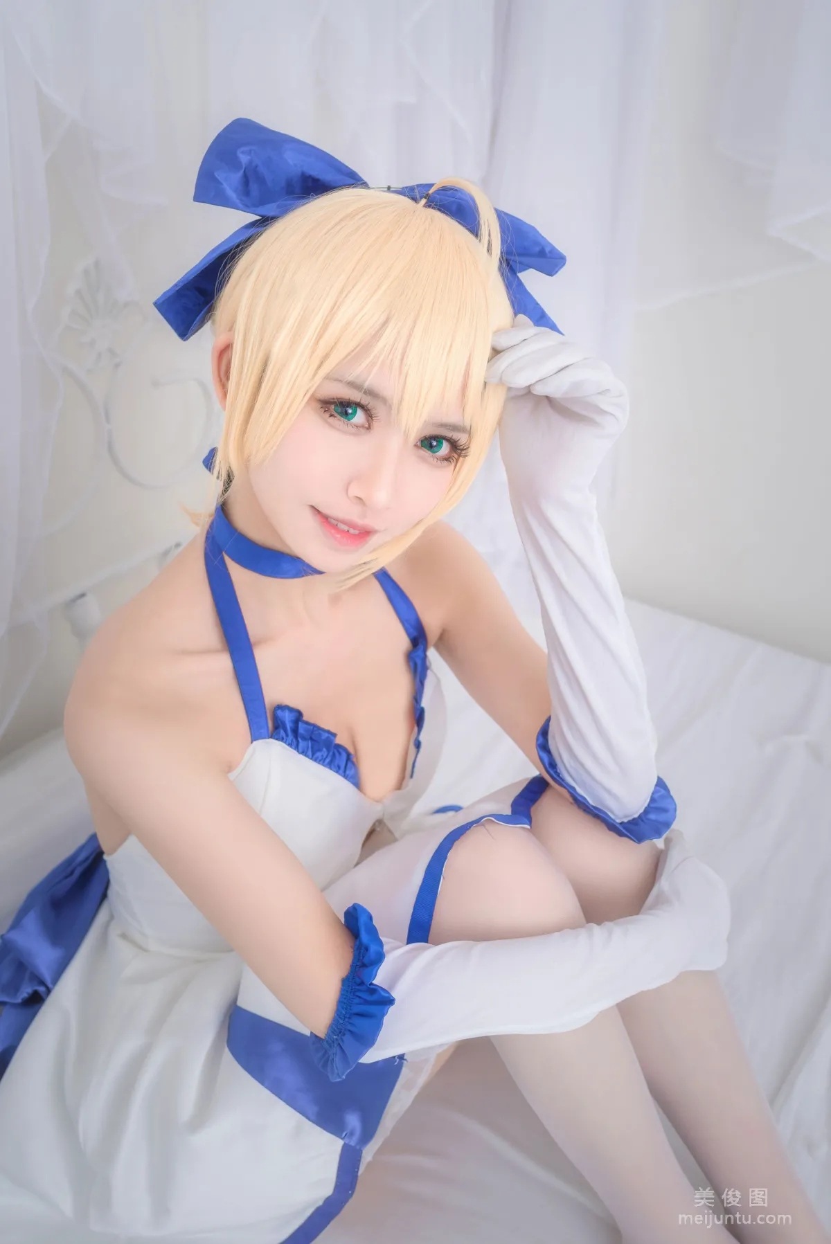 Manyu Feier: Web Idols photo 16