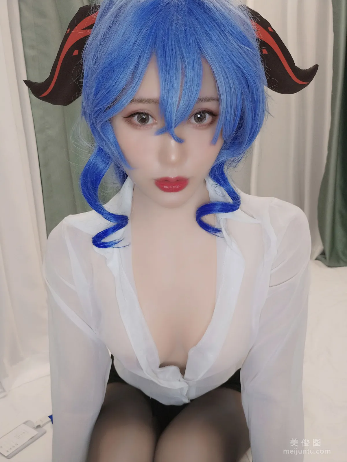 Muzhi Benguo: Web Idols photo 21