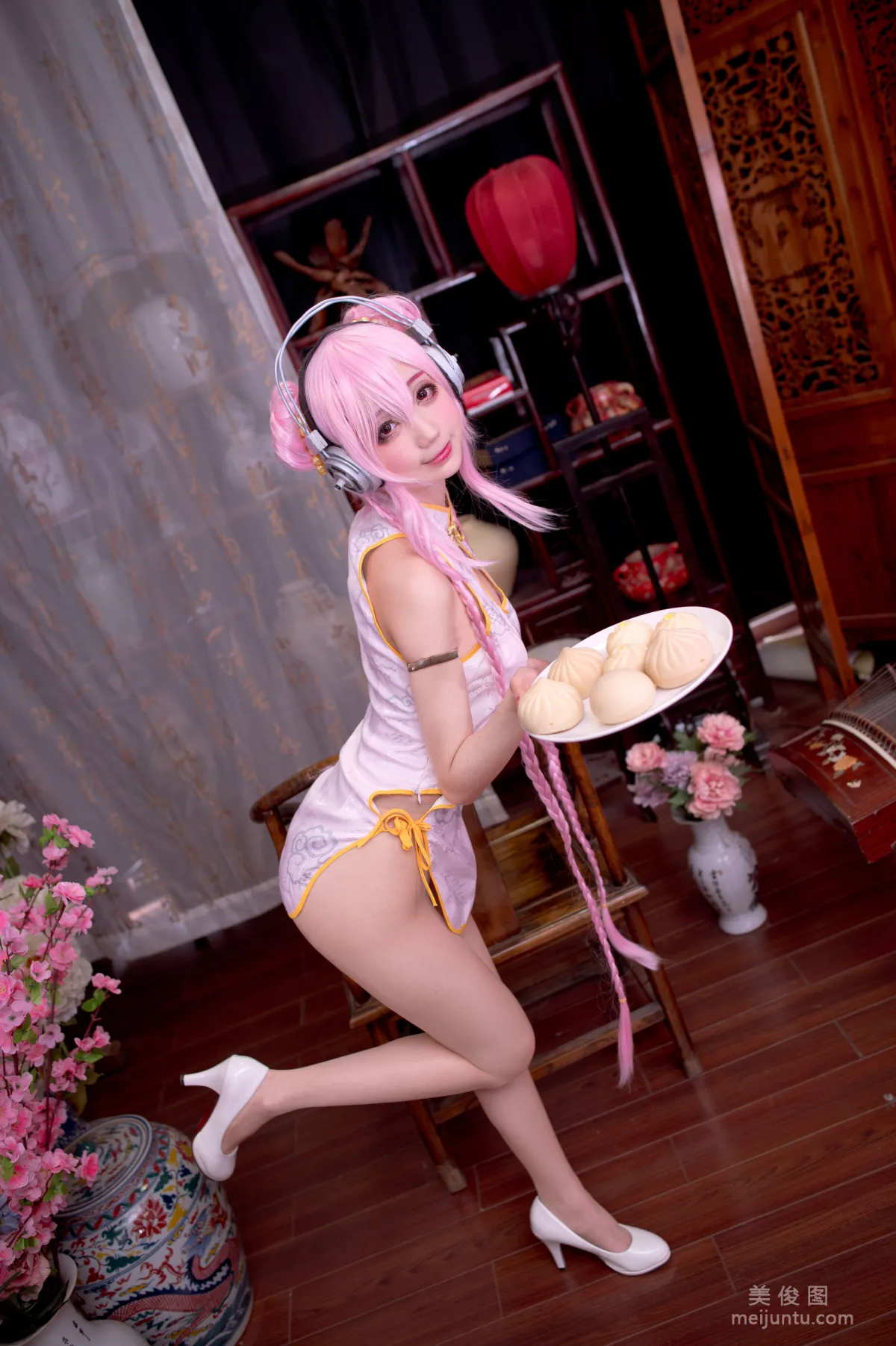 [Web Idols COSER Photos] Zhouji Shike Aitu Tu, Qipao Sonico Set photo 3