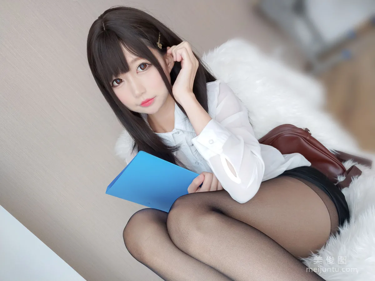 Mo Wumiao: Web Idols photo 5