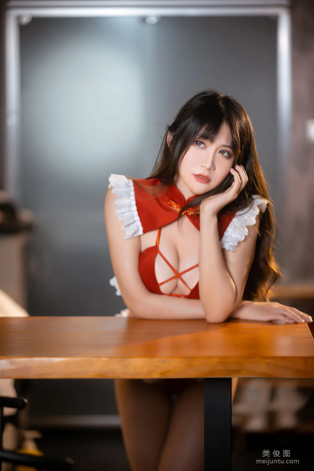 [Web Idols] Cosplay Blogger Ruanyi Fairy - Elephant Red Set photo 29