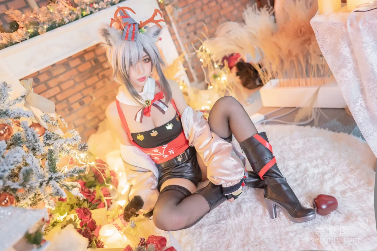 [Web Idols COSER Photos] Zhouji Shike Aitu Tu, Christmas Black Stockings Beast Ears photo 17