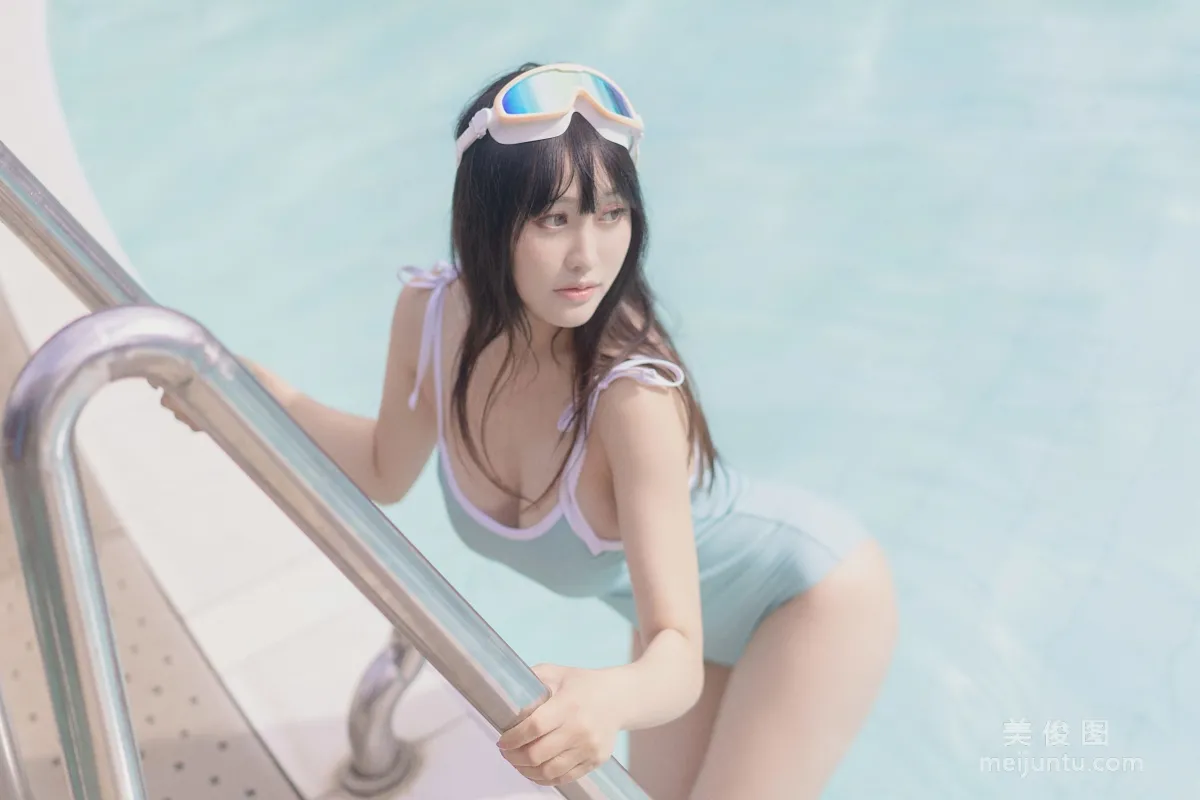 [Web Idol COSER Photo] Anime Blogger Tuoweiba Mizuki, Pool photo 26
