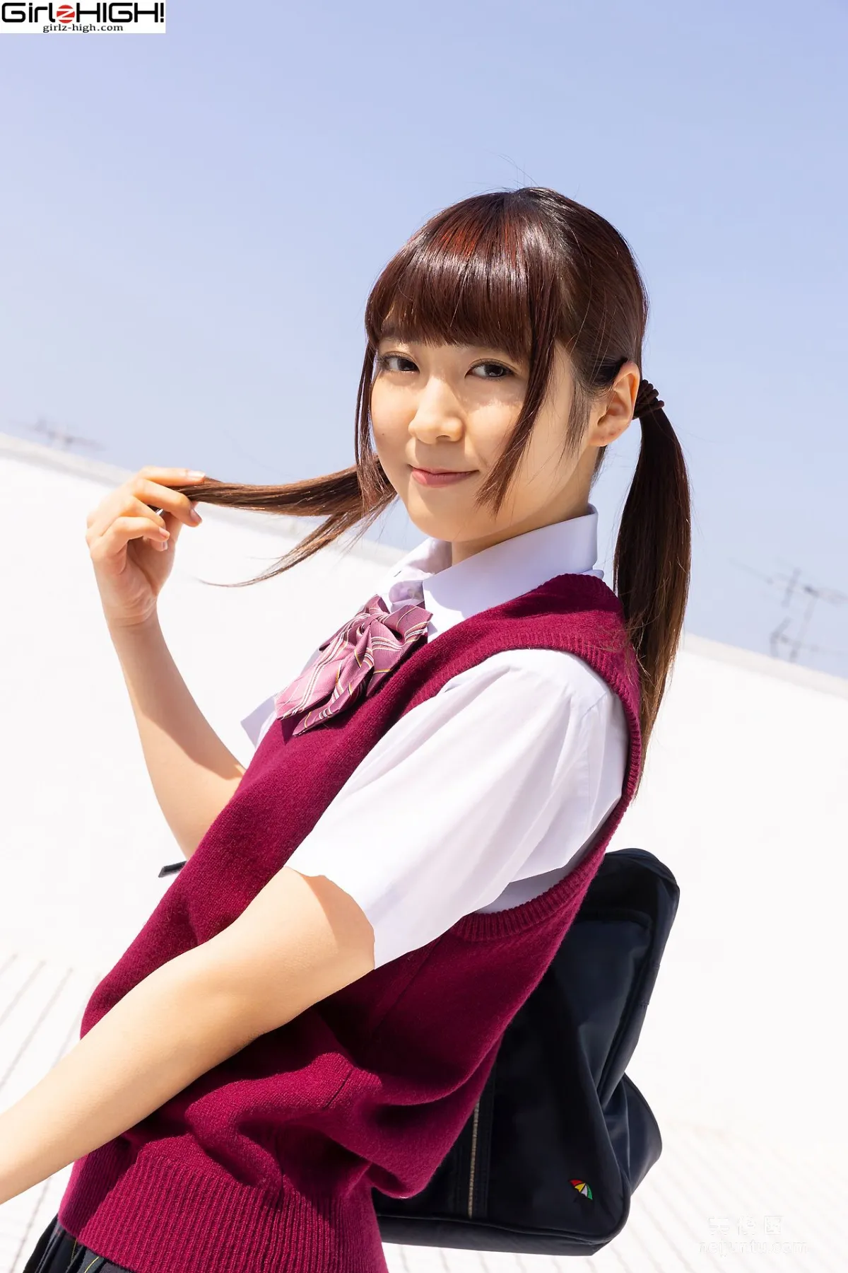 [Girlz-High] Ai Takanashi 高梨あい - ghwb_014_0019