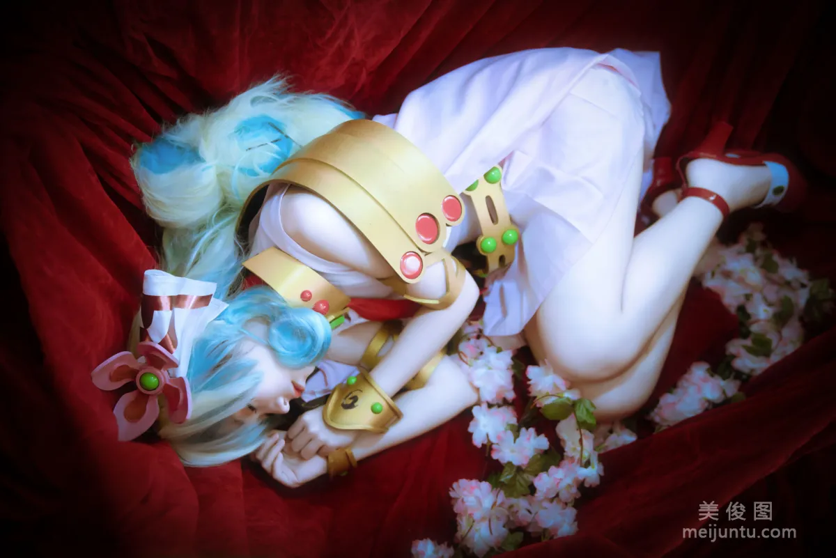 [Web Idols Photo] Anime Blogger G44 Buhui Shoushang - Nia photo 29