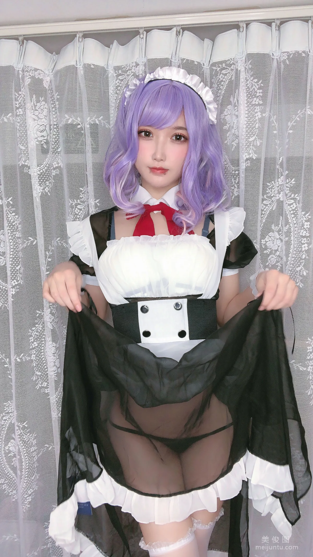 [Web Celebrity COSER Photo] Anime Blogger Abao Yeshi Tuniang - Maid Set photo 2