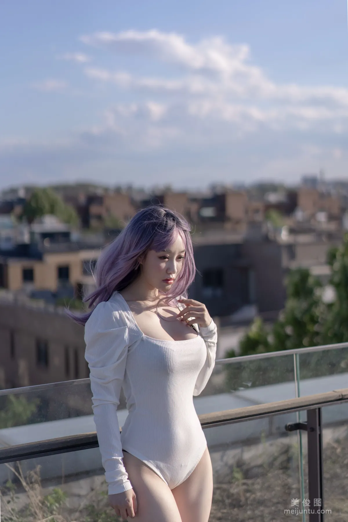 [Web Idols Photo] Anime Blogger Tuoweiba Mizuki - Rooftop Set photo 4
